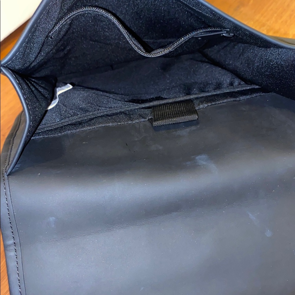 Backpack - Picture 5 of 16
